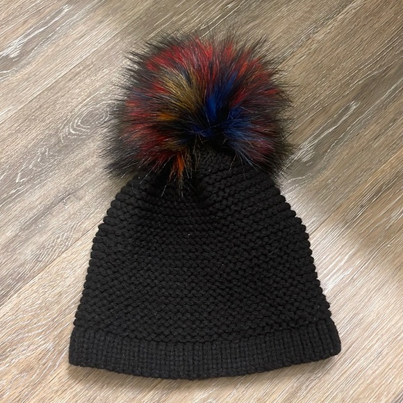 Kyi Kyi Hat - Picture 1 of 3